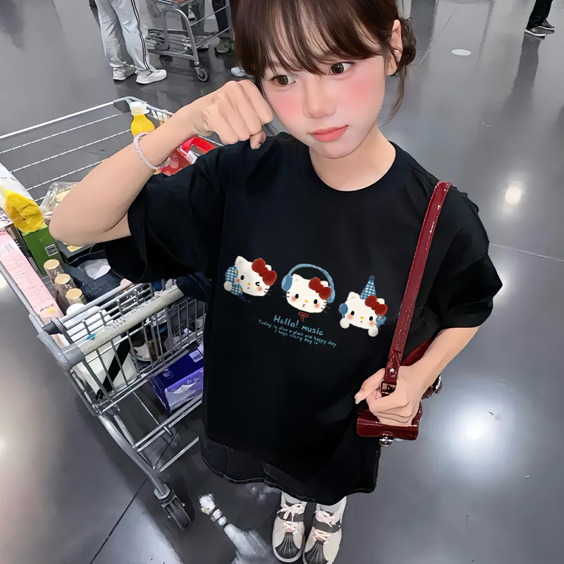 黑色卡通2026新款宽松上衣内搭短袖t恤女夏季今年流行的爆款女装