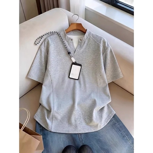 铆钉结构V领短袖T恤男夏季美式设计感半袖衣服潮牌宽松青少年体恤