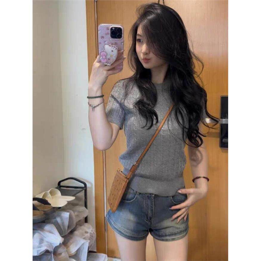 高级感韩系麻花针织短袖t恤女正肩夏季修身短款独特别致小衫上衣