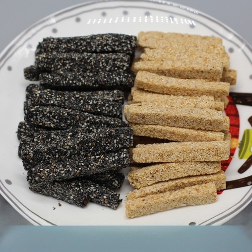 歙县桃源玉条糖芝麻酥糖传统糕点