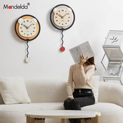 Mandelda免打孔钟表2024新款现代轻奢风创意家用客厅餐厅挂钟