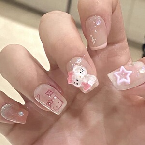 可爱立体Hellokitty猫咪美甲卡通纯手工穿戴甲可拆卸甲片爆款短甲