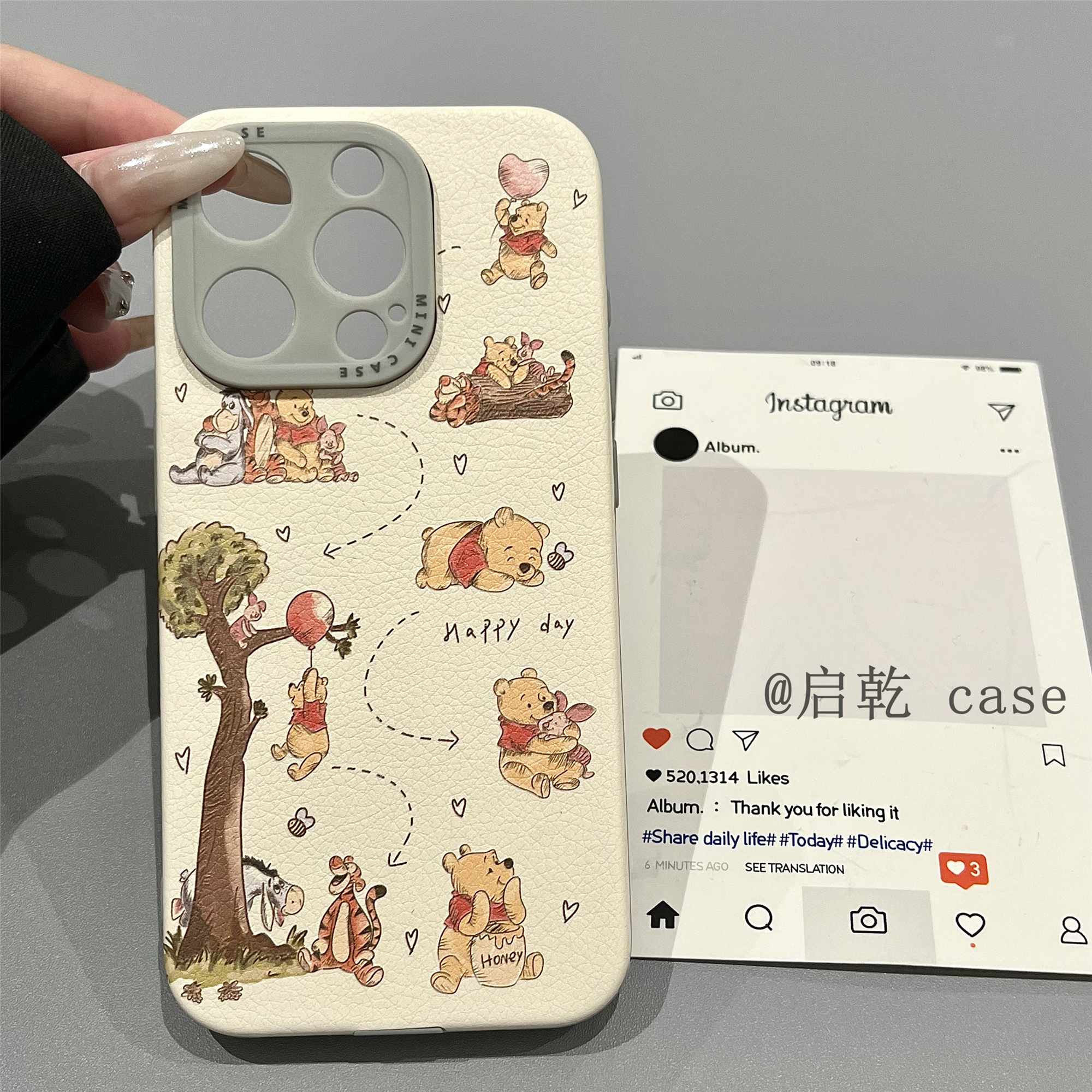 启乾 涂鸦维尼熊皮杰猪iPhone16/15手机壳适用苹果14/13promax皮质软壳少女心可爱卡通动漫趣味新款镜头全包