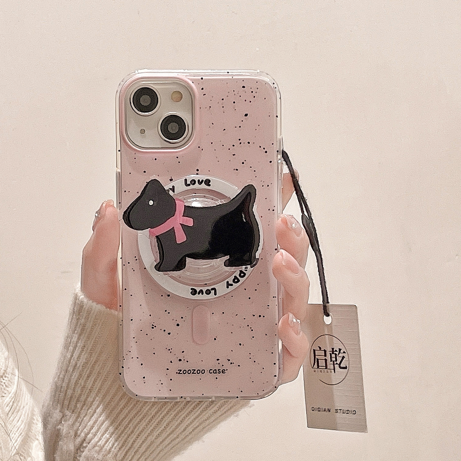 启乾 磁吸壳黑色狗狗支架iPhone16/15手机壳适用苹果14/13promax硬壳12少女心粉色泼墨可爱小众新款防摔秋冬