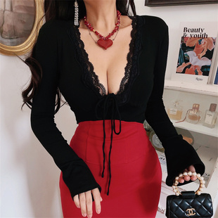 chenopod自制带胸垫性感深V蕾丝花边蝴蝶结绑带弹力纯色打底衫T恤