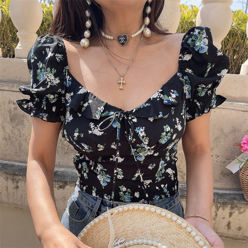 法式荷叶边泡泡袖度假短袖小衫