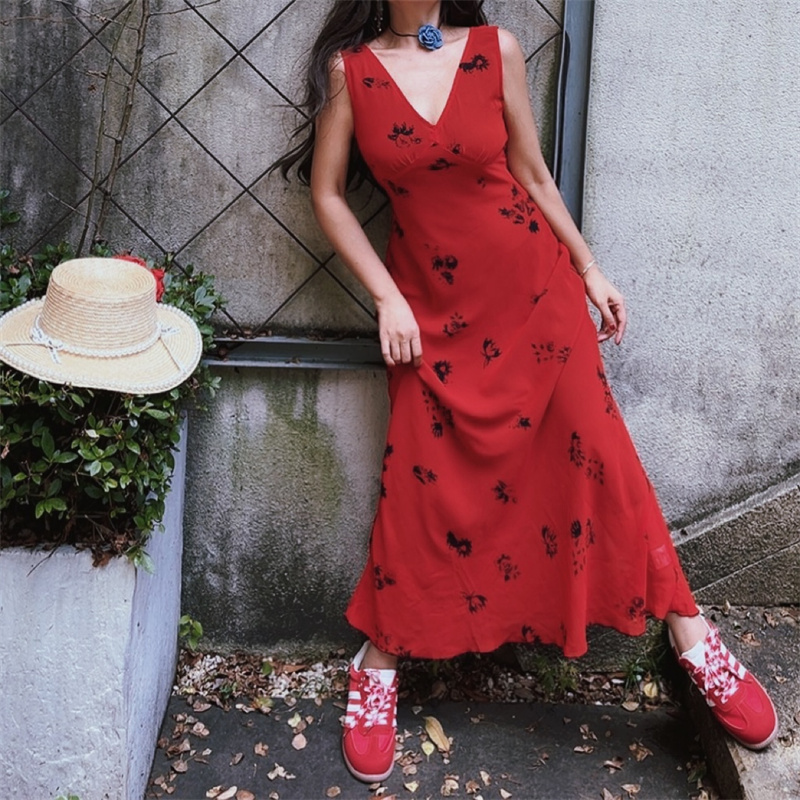 女神长裙V领收腰度假红色连衣裙