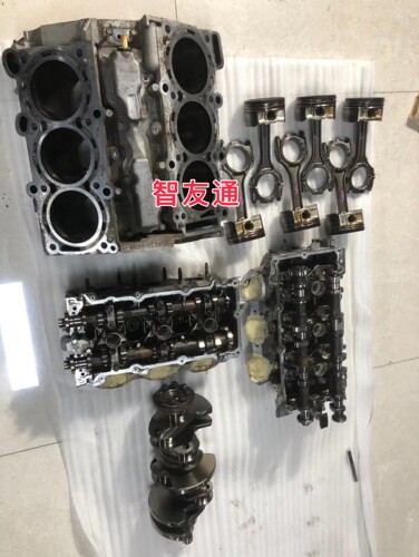 适用GTR R35凸轮轴进排气缸盖活塞缸体曲轴连杆顶杯弹簧气门室盖