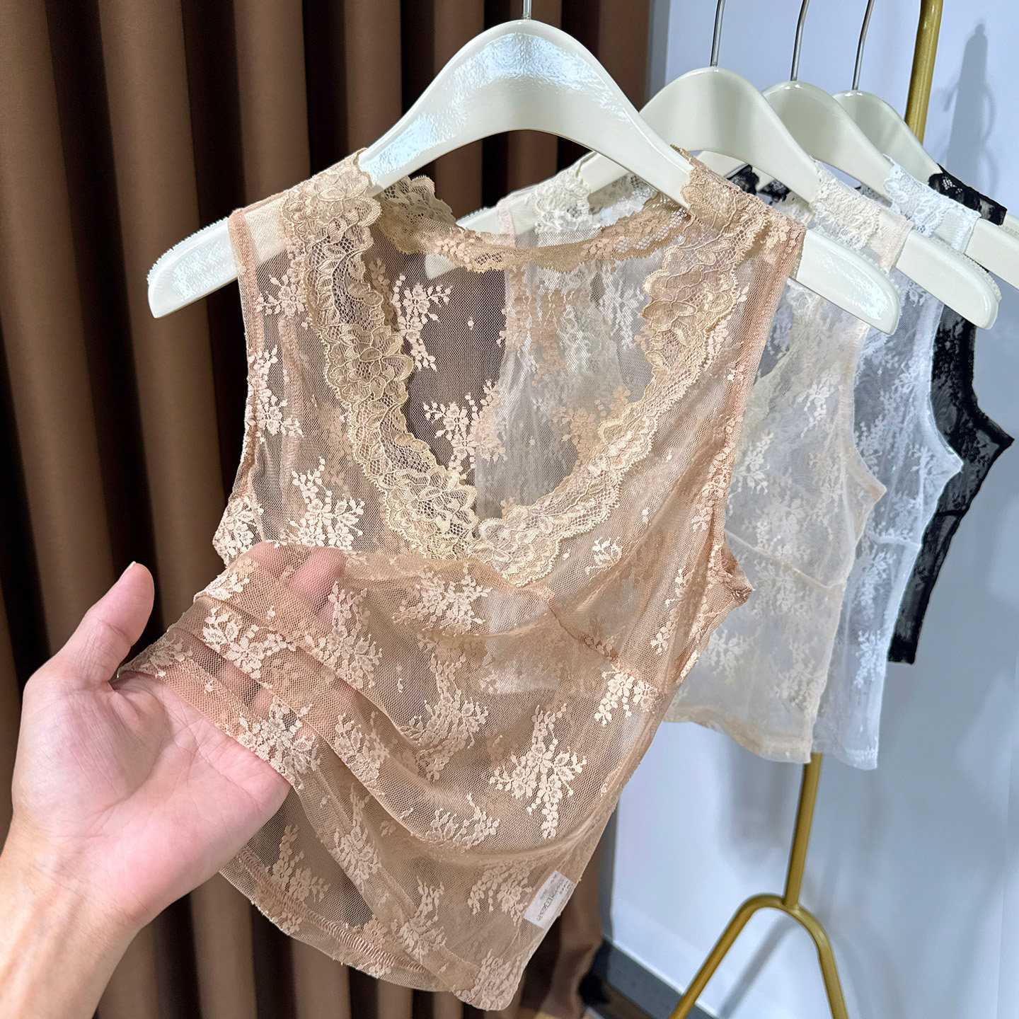 法式毛衣叠穿假领口蕾丝打底衫女秋冬内搭深V领网纱吊带无袖背心