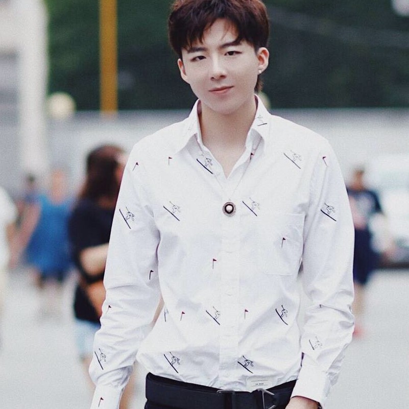 潮流衣服衬衫抖音同款cd风百搭男宁哥摩登bf超火寸衫网红ins兄弟