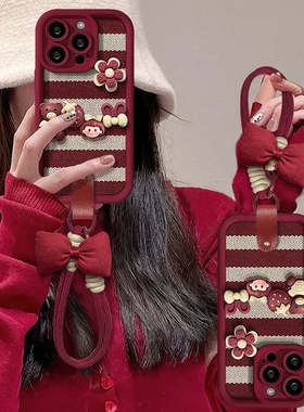 条纹格子公仔适用苹果17手机壳iPhone16/15PROMAX秋冬华为NOVA14可爱PURA80酒红X200S全包A6PRO创意NOTE14INS