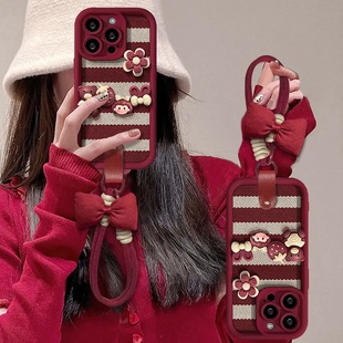 条纹格子公仔适用苹果17手机壳iPhone16/15PROMAX秋冬华为NOVA14可爱PURA80酒红X200S全包A6PRO创意NOTE14INS