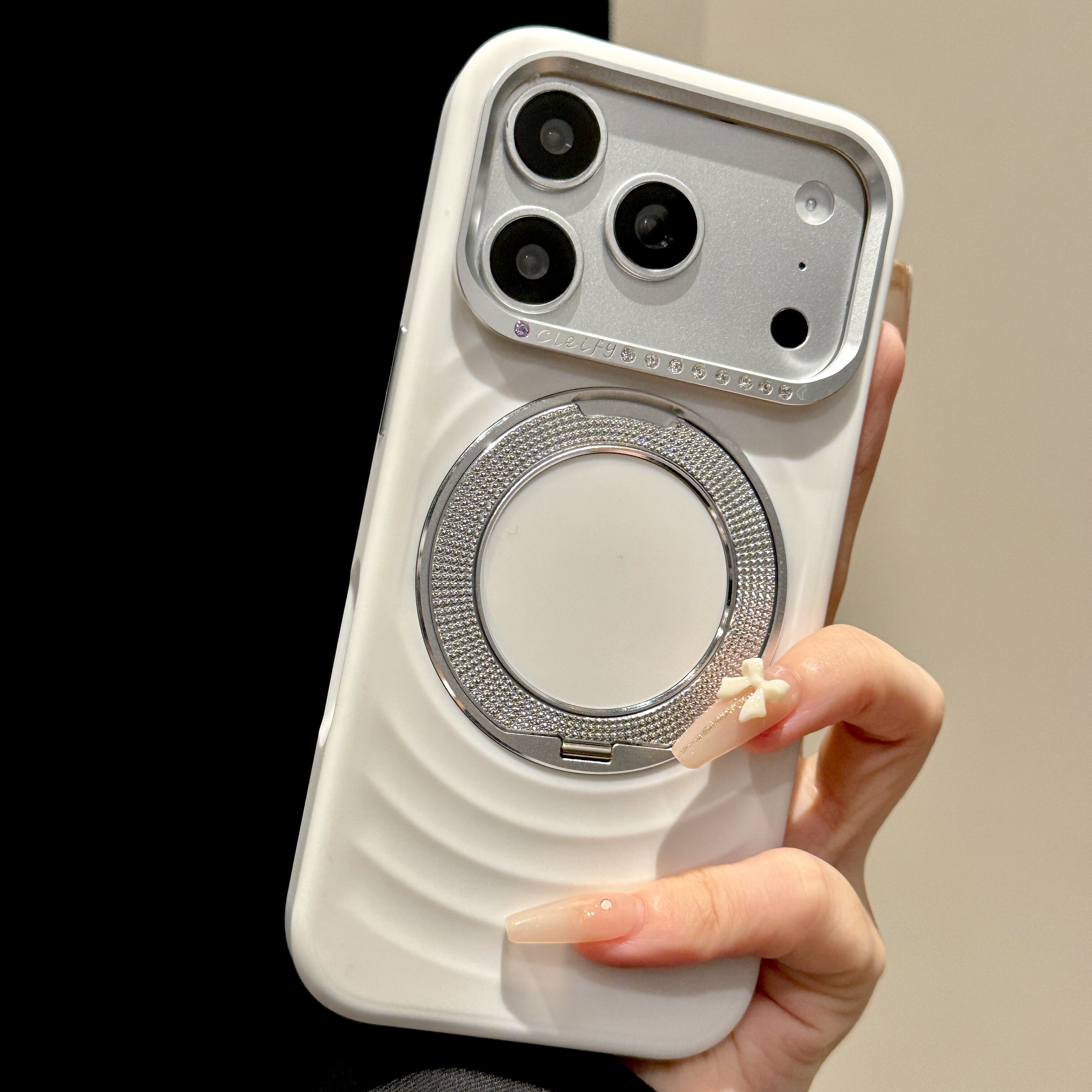 韩道适用苹果18Promax手机壳iphone17pro新款闪钻镜框白色波漾纹点钻旋转支架大孔简约ins轻奢高级防摔保护套
