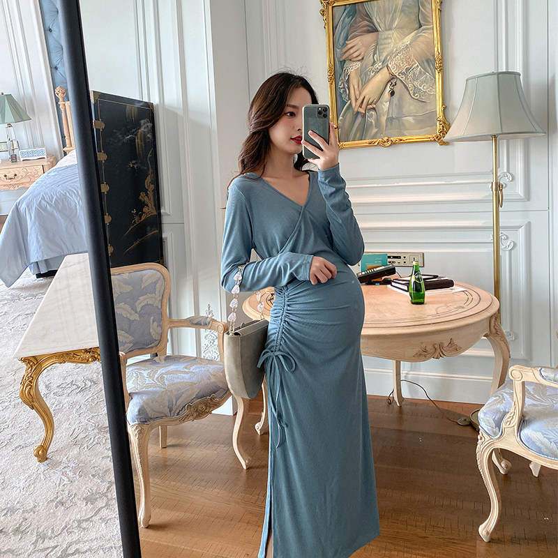 孕妇连衣a裙潮妈洋气显瘦针织束腰早秋连衣裙中长款哺乳裙喂奶两