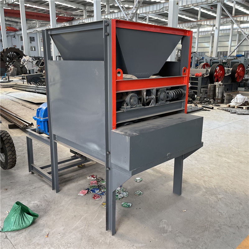 废旧易拉罐饮料瓶压扁机 多功能全自动铁罐塑料瓶压饼机生产线