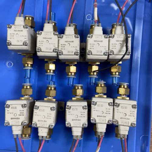 SMC电磁阀 VX214AAXB  拆下来的拍议价