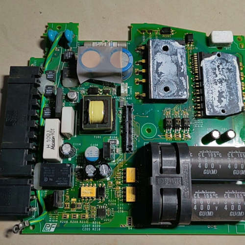 五代400瓦驱动板SGDV–CB2R8AAB–002议价