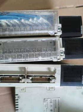 PLCTSXDEY32D2KTSXDSY32T2K议价