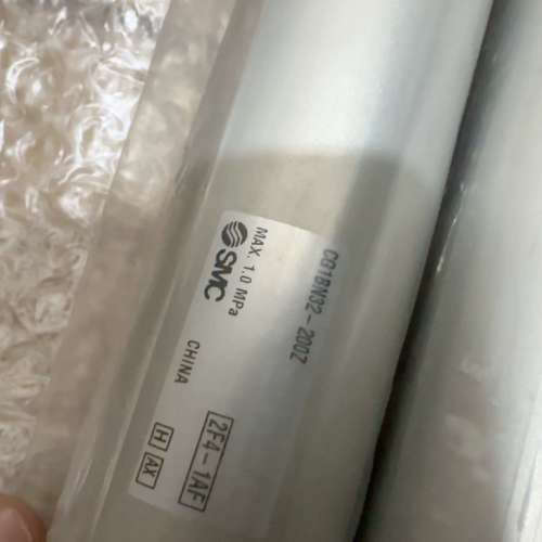 SMC伸缩气缸CG1BN32-200Z一共4个议价