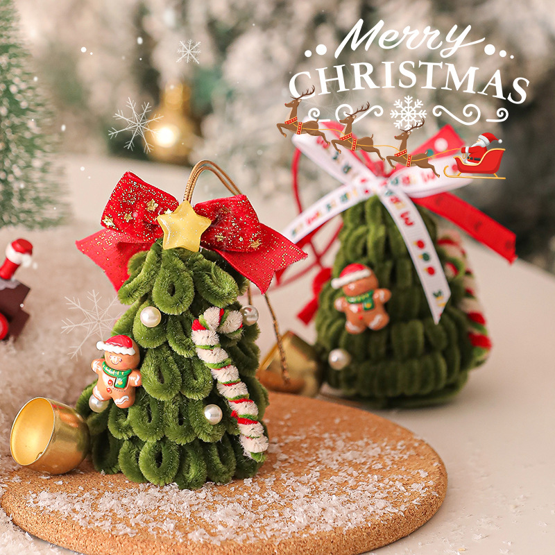Christmas tree decorations, vine ring pendants圣诞树门挂