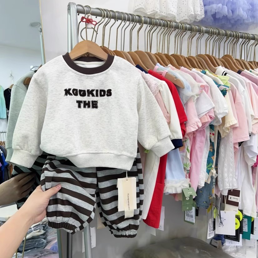 小乖乖男童套装春秋卫衣两件套潮