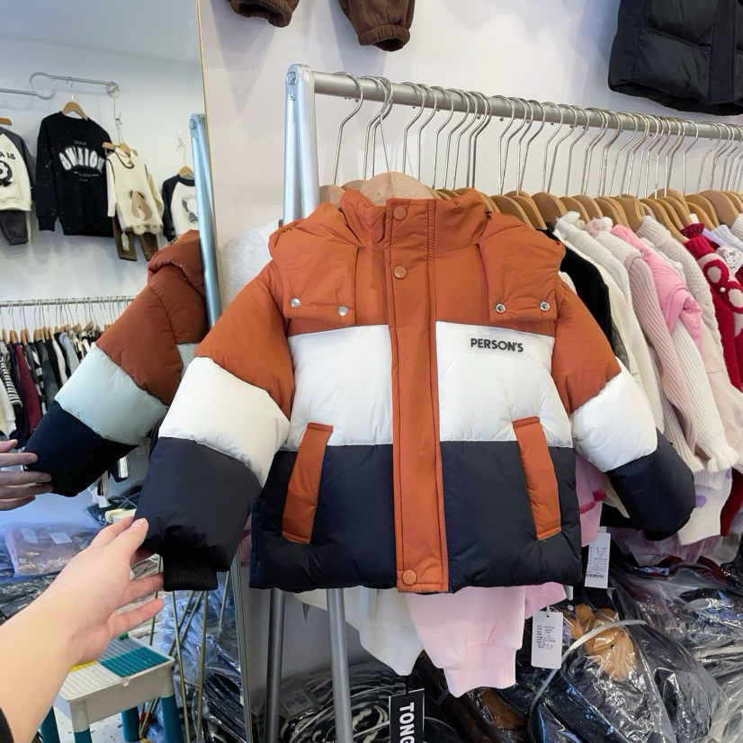 男童拼色外套冬季加绒羽绒棉服潮