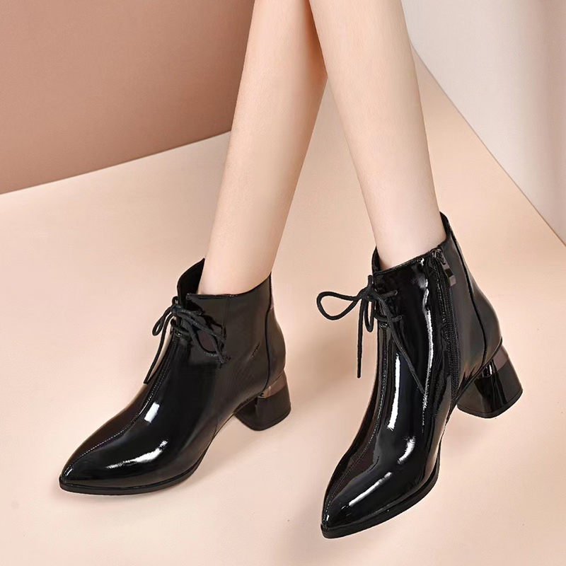 马丁靴橡胶软底头层牛皮