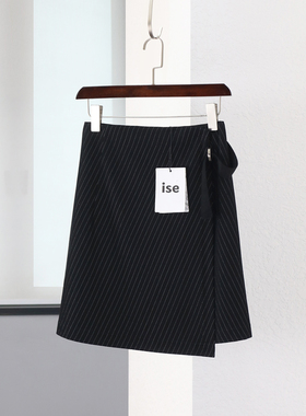 ise专柜正品 夏季黑色竖条纹腰带款半裙K1810515-1489