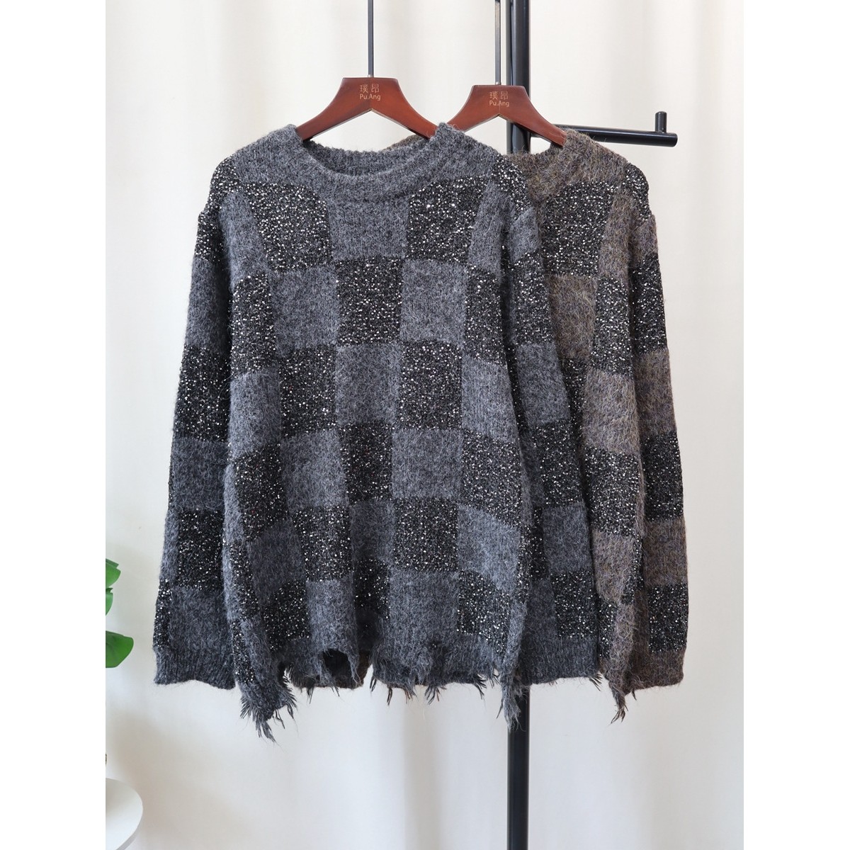 2025秋新款亮片破边毛须设计感毛衣套头格纹韩版宽松针织衫上衣女