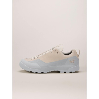 自营欧洲直邮Arcteryx始祖鸟 Konseal女士浅米杏色/浅灰蓝色皮革