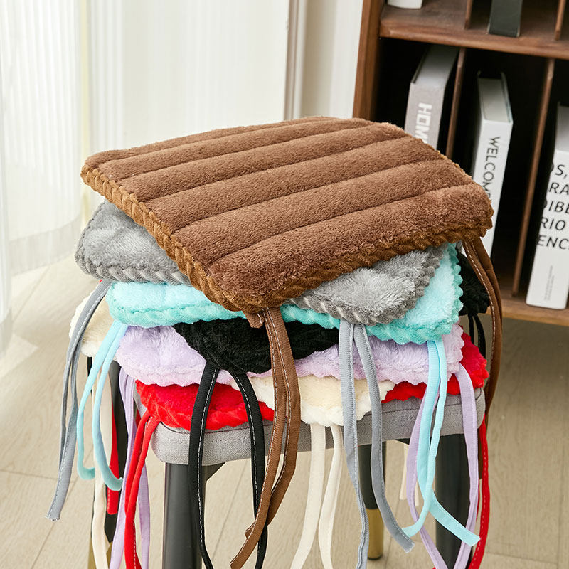 椅子坐垫冬天毛绒加厚坐垫塑料凳子餐椅垫防滑方凳子垫学生屁股垫