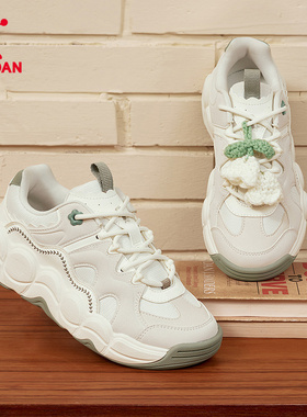 花瓣乔丹运动鞋女厚底增高休闲老爹鞋25春季新款白绿色轻便青少年