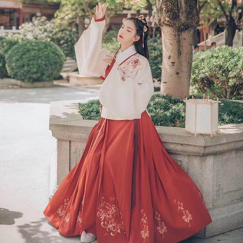 HANFU 여성의 전통 의상 수 놓은 재킷 스커트 수 놓은 학생 명나라가 만든 큰 밑단 스커트 붉은 말 얼굴 스커트 데일리 슈트
