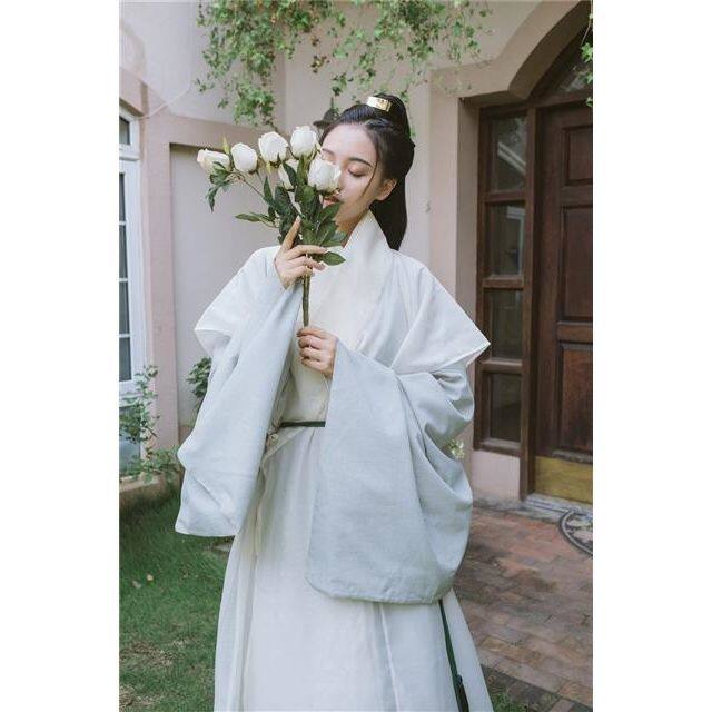 남성과 여성을 위한 명나라 HANFU 고대 스타일의 도교 전체 세트 여학생의 고대 의상 매일 여름 HANFU의 개선된 버전 슈퍼 요정