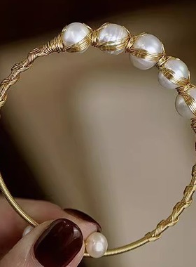 女开口饰品可调  2024淡水高级感轻奢新款编织小众手镯珍珠手设计