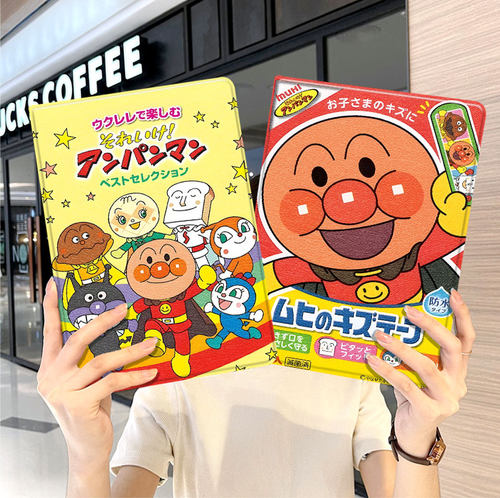 内壳软硅胶材质。舒适手感，四角防摔。