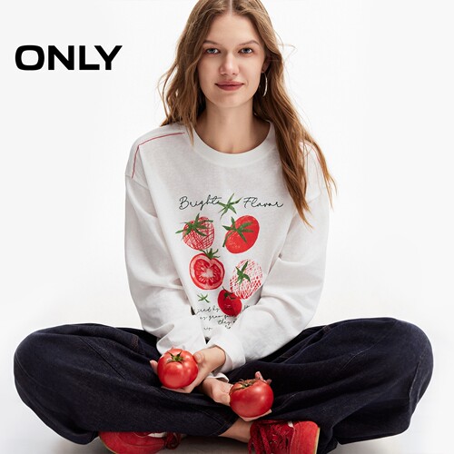 ONLY番茄印花撞色肩线宽松T恤女