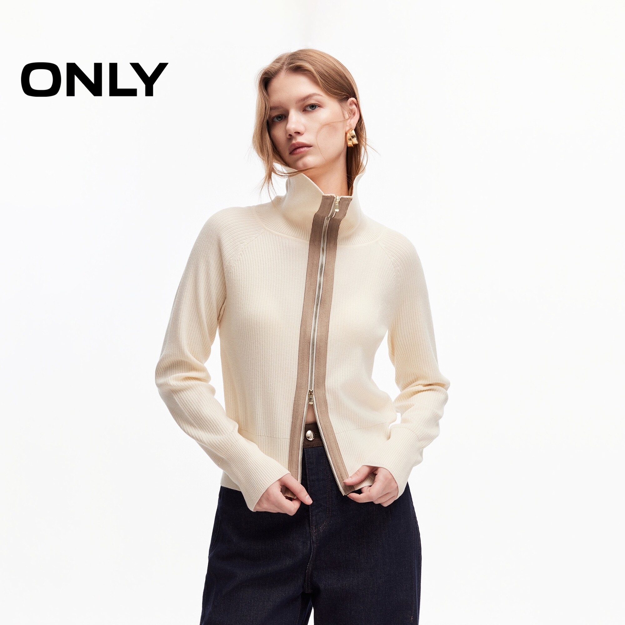 ONLY慵懒风麂皮拼接设计针织衫女