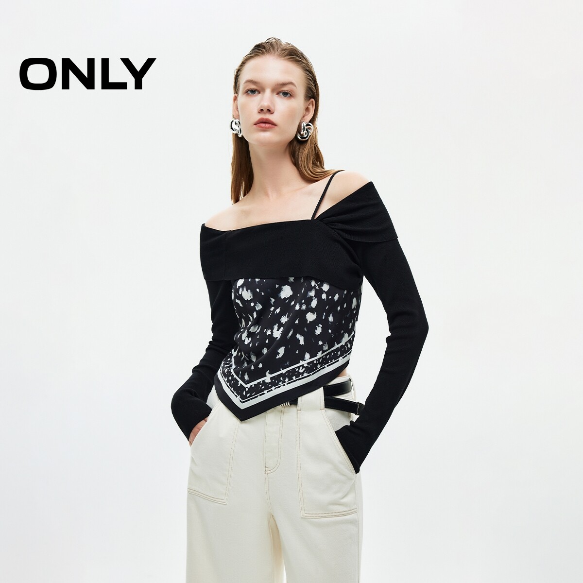 ONLY长袖短款蕾丝衫