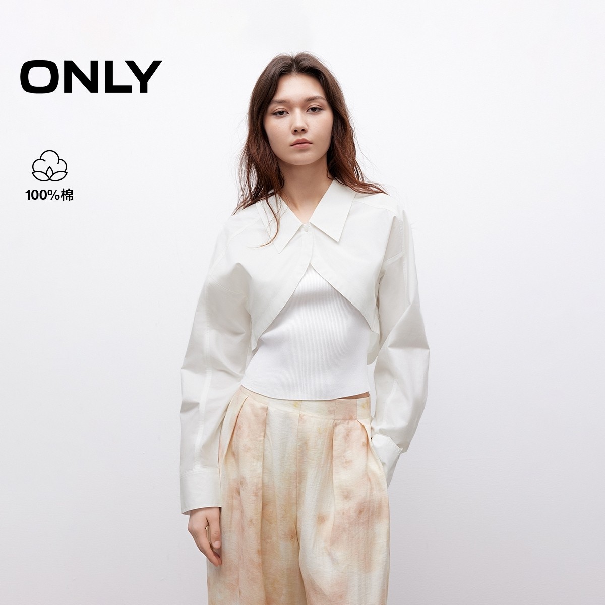 【ONLY奥莱】春夏新款层次感微弧下摆纯棉宽松短款翻领长袖衬衫女