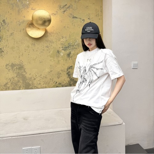 ThugClub重磅龙骨星月铆钉短恤