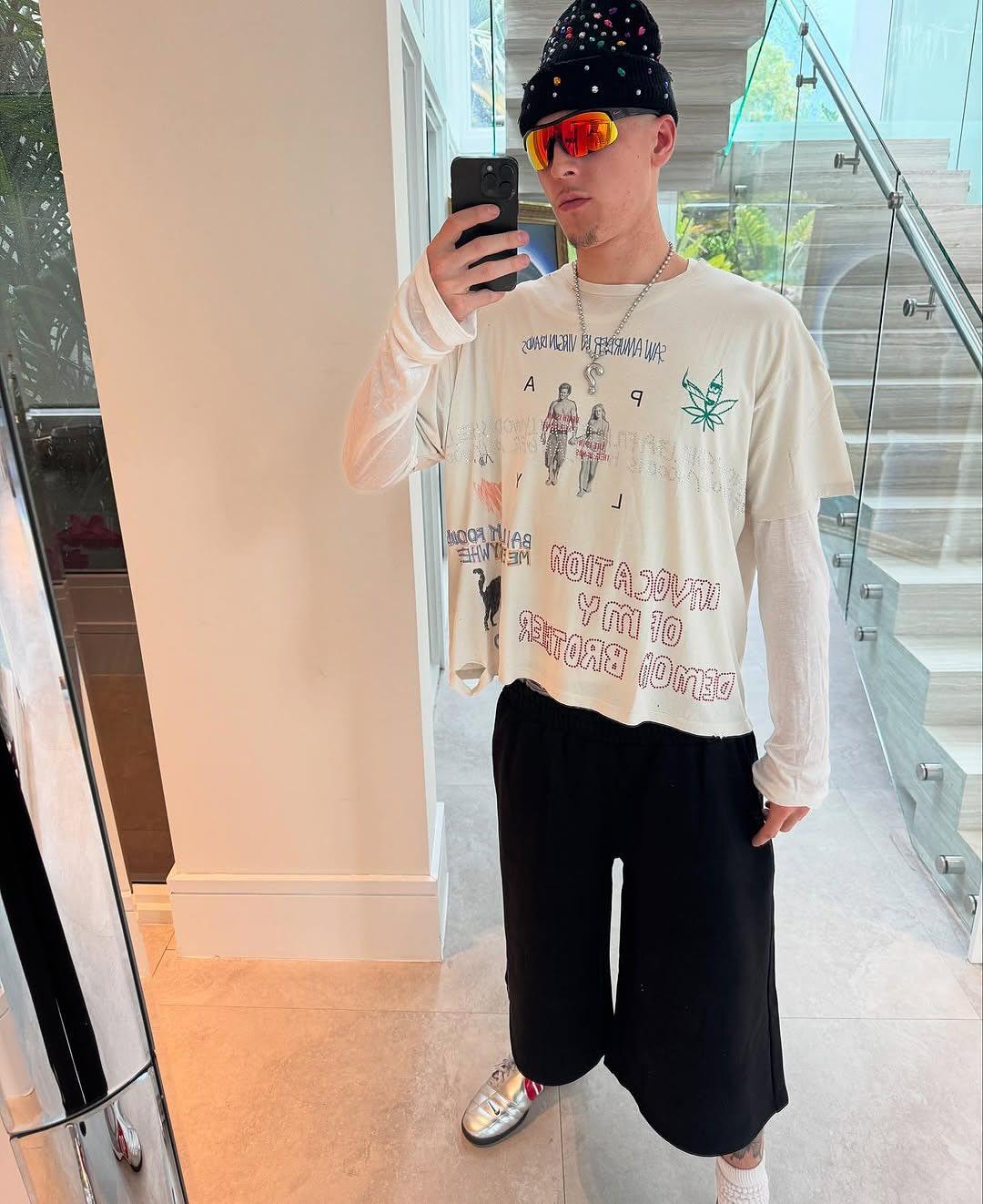 Paly Hollywood小众手绘涂鸦烫钻破坏水洗boxy短袖美式休闲T恤Tee