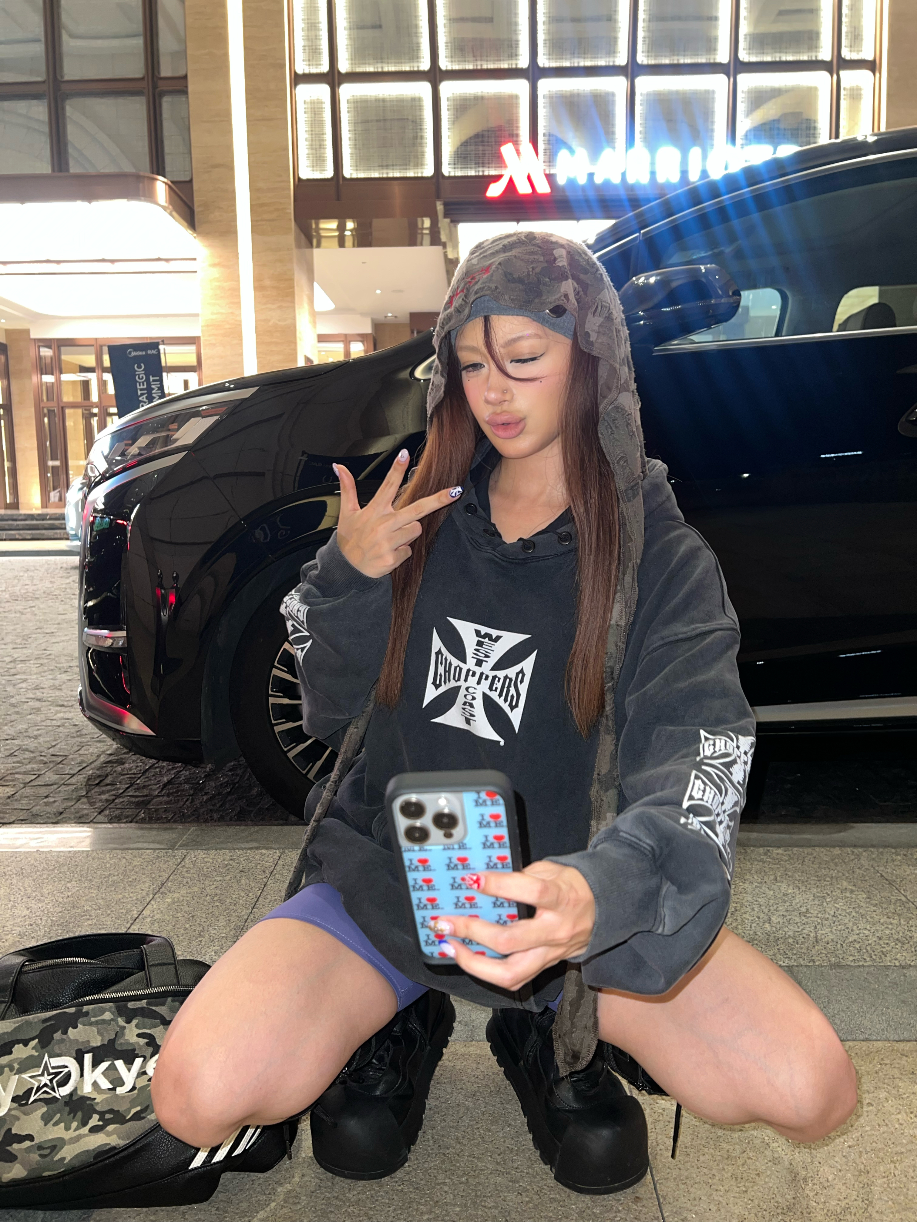 ERD风水洗做旧十字印花连帽卫衣