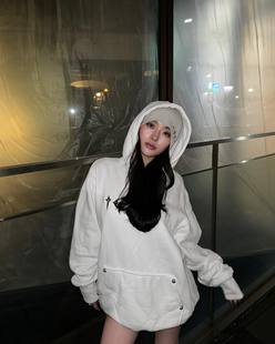 休闲男女宽松卫衣 美式 Thug Club小众潮牌金属铆钉星月印花连帽衫