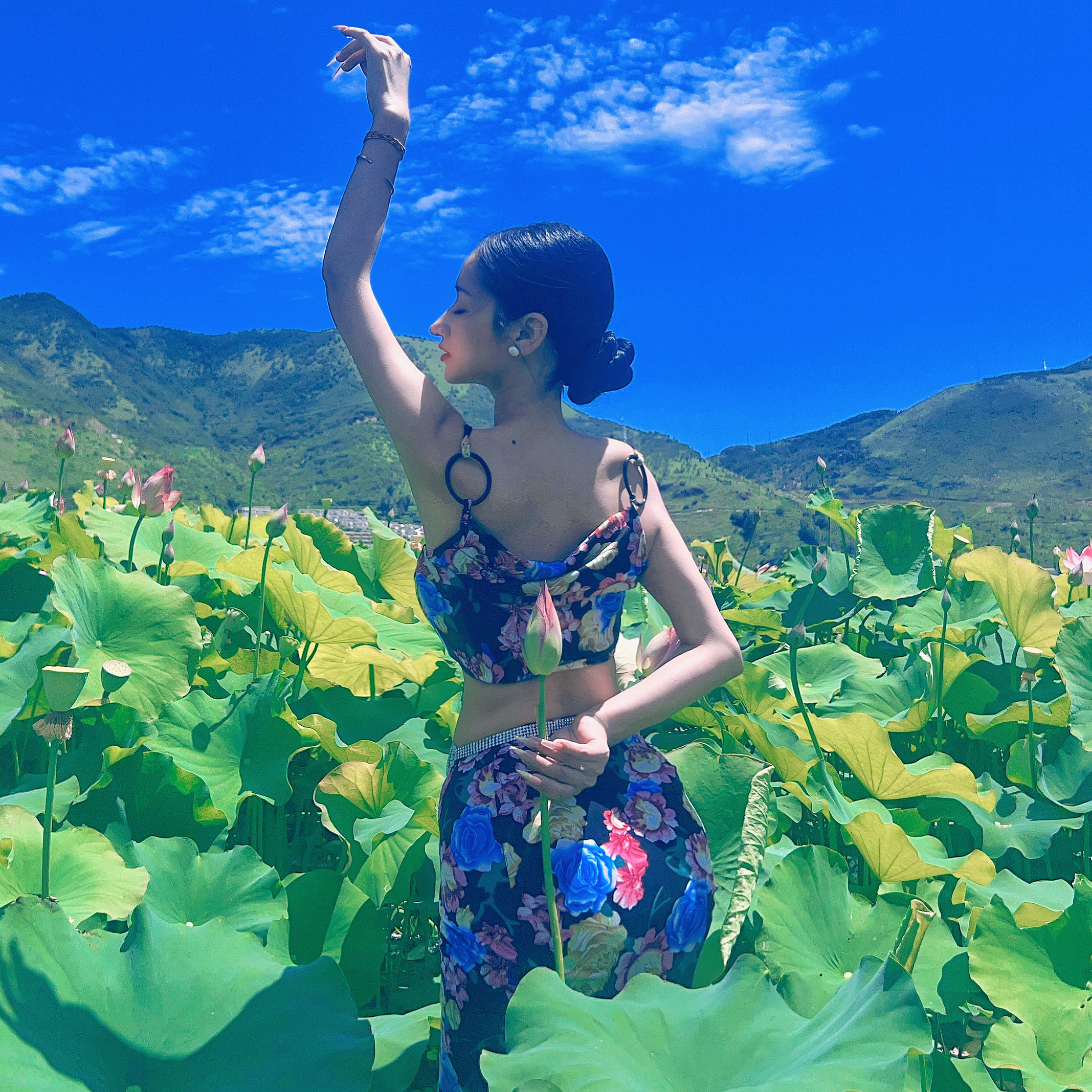 悦梦风璐肚皮舞服饰新品上架套装印花东方舞表演服显瘦大码气质