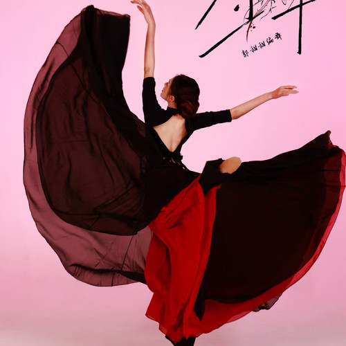 两件套飘纱大摆裙子白色