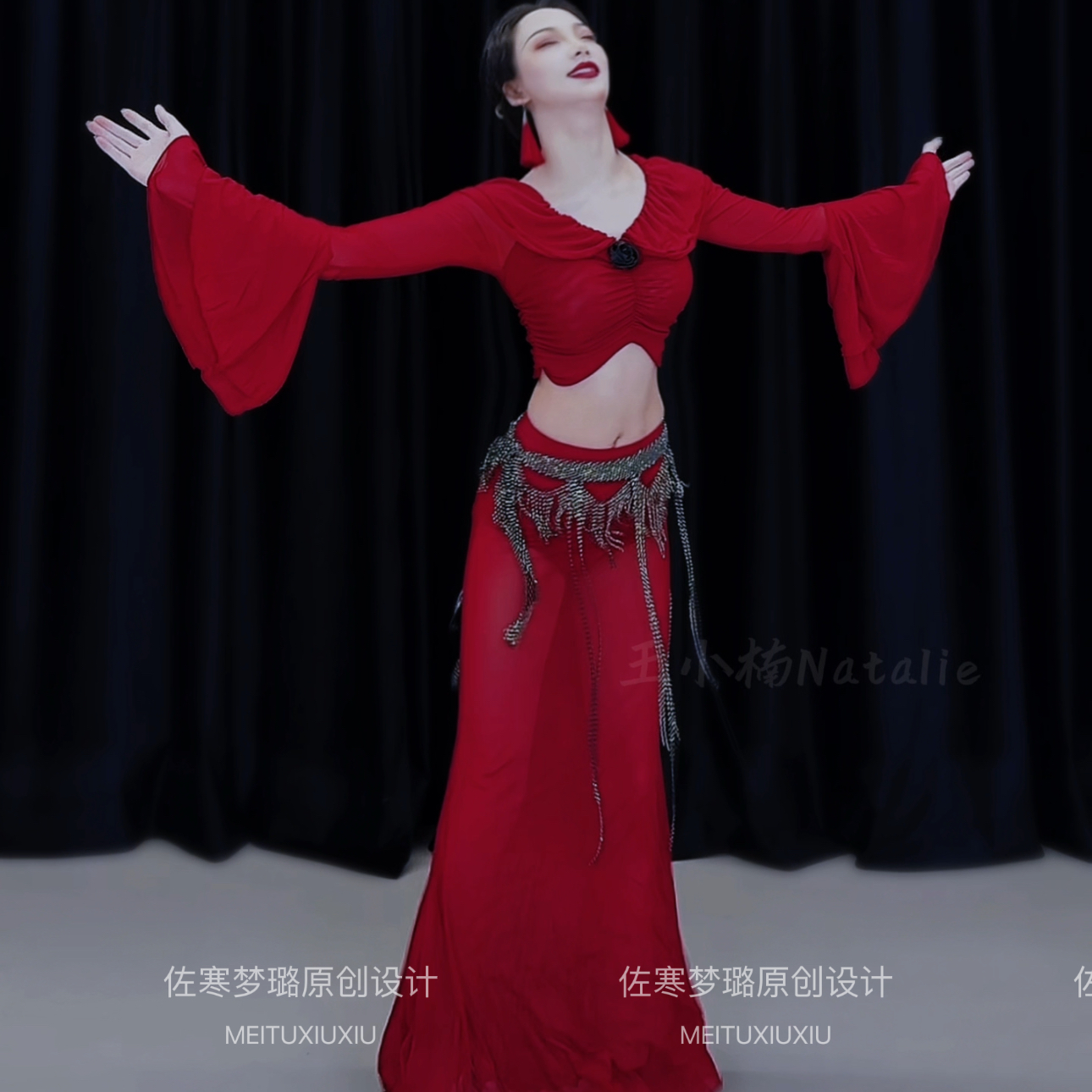 悦梦风璐肚皮舞新款高级大码演出套装显瘦表演服练功服仙女气质