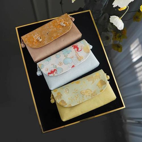 宋锦绣花新中式国风包手拿斜挎包时尚百搭真丝包手机汉服百搭女包