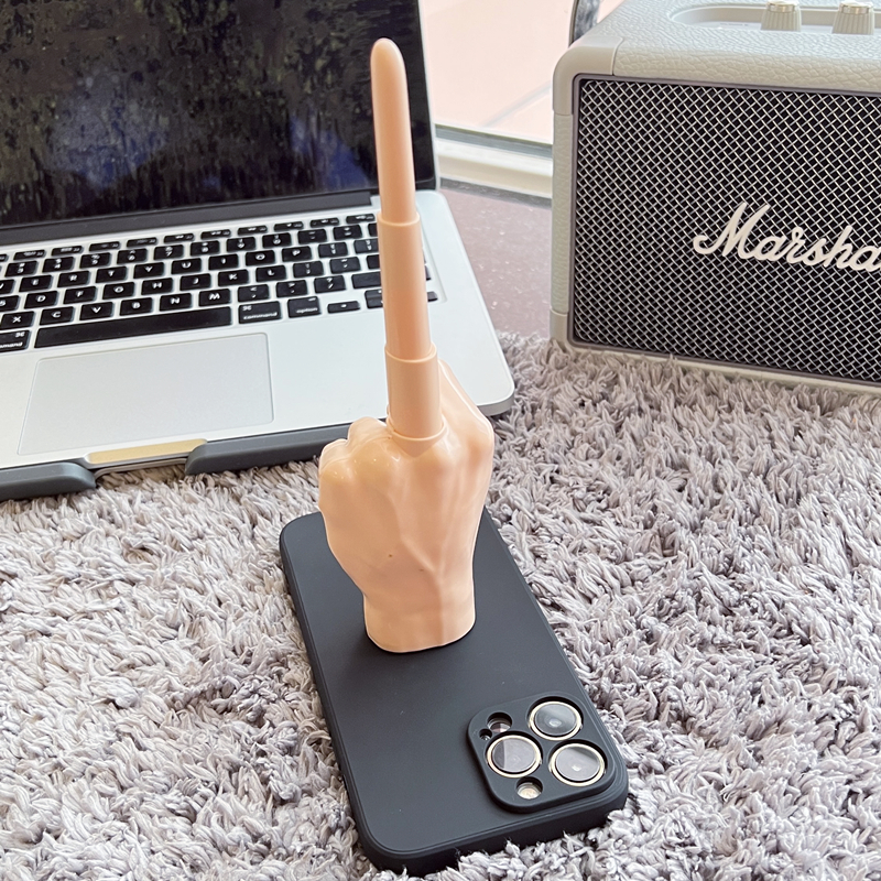 华为mate60竖中指的手机壳奇葩