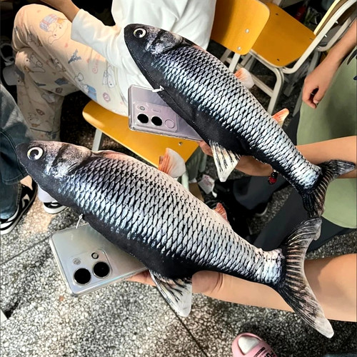 稀奇古怪的咸鱼手机壳